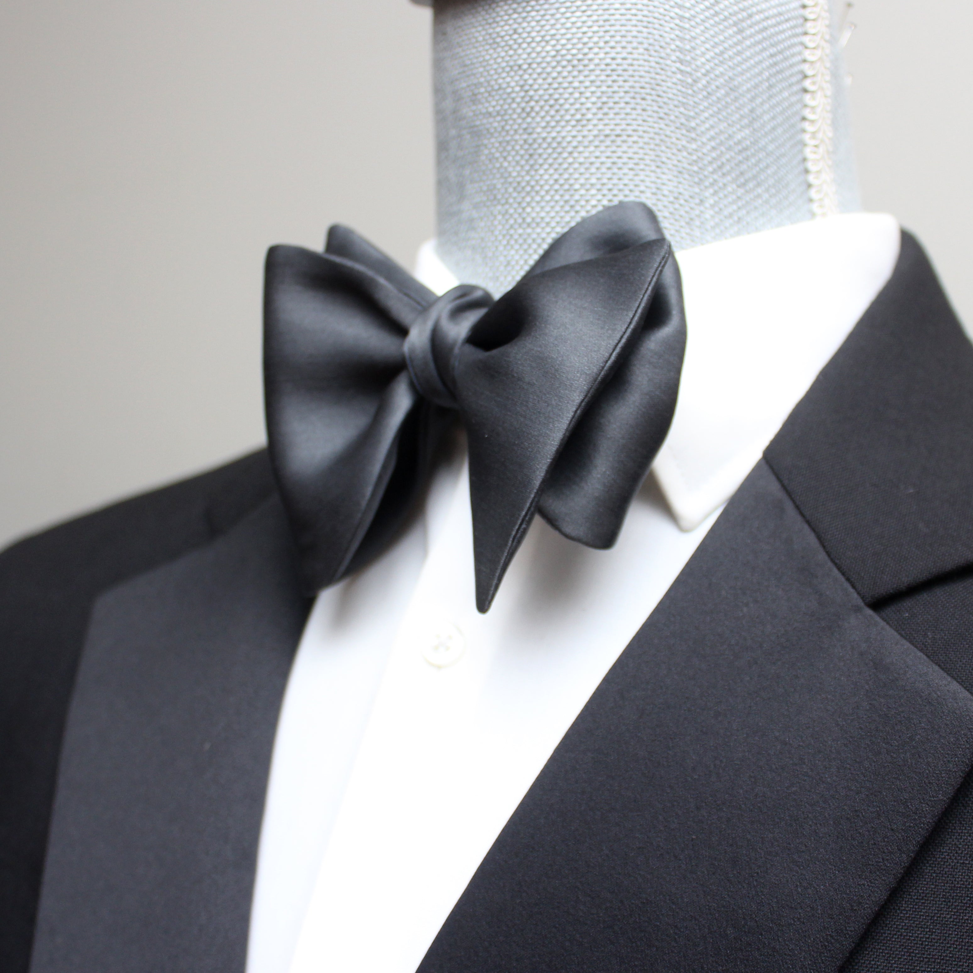 Grey Men's Large Silk Bow Tie