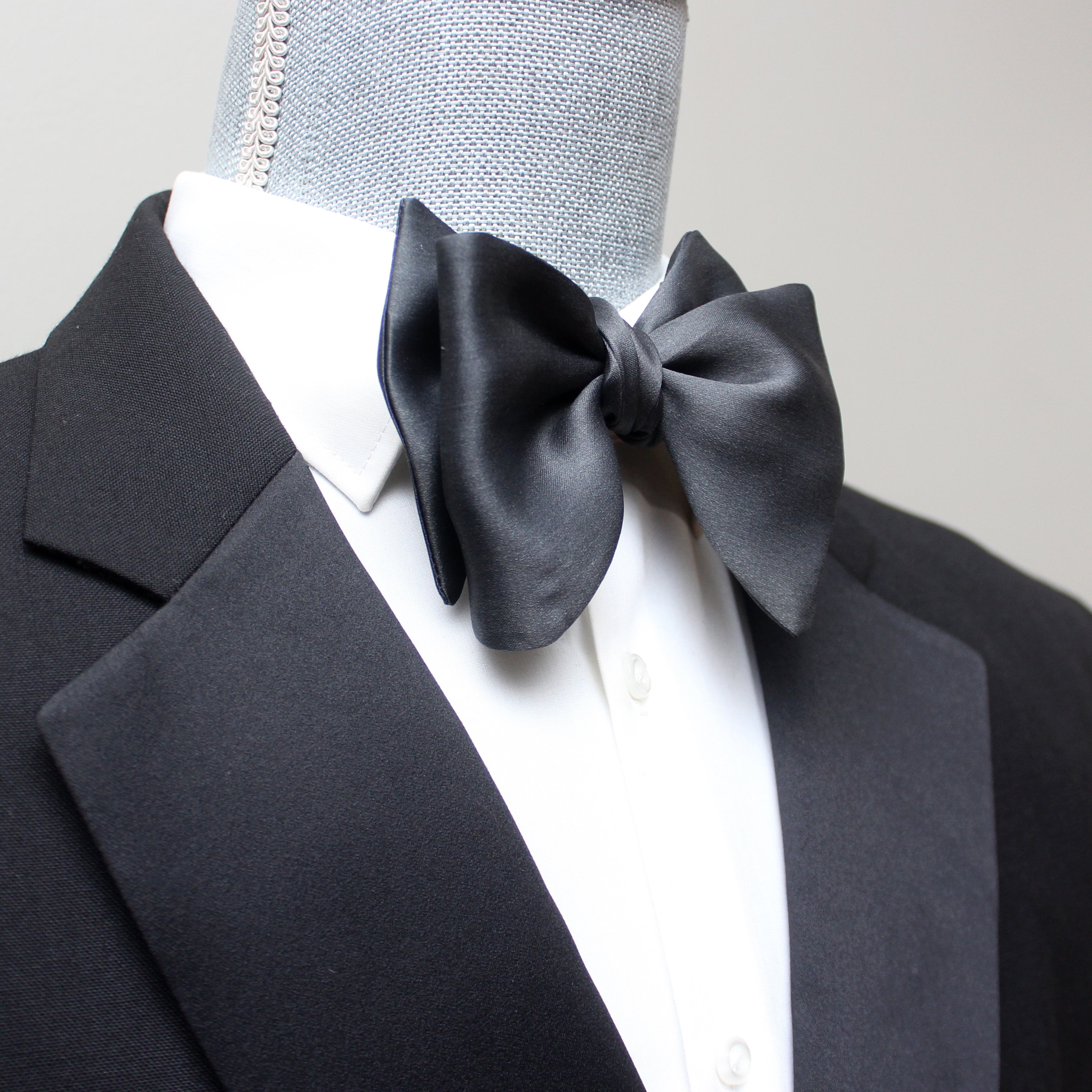 Grey Men's Large Silk Bow Tie