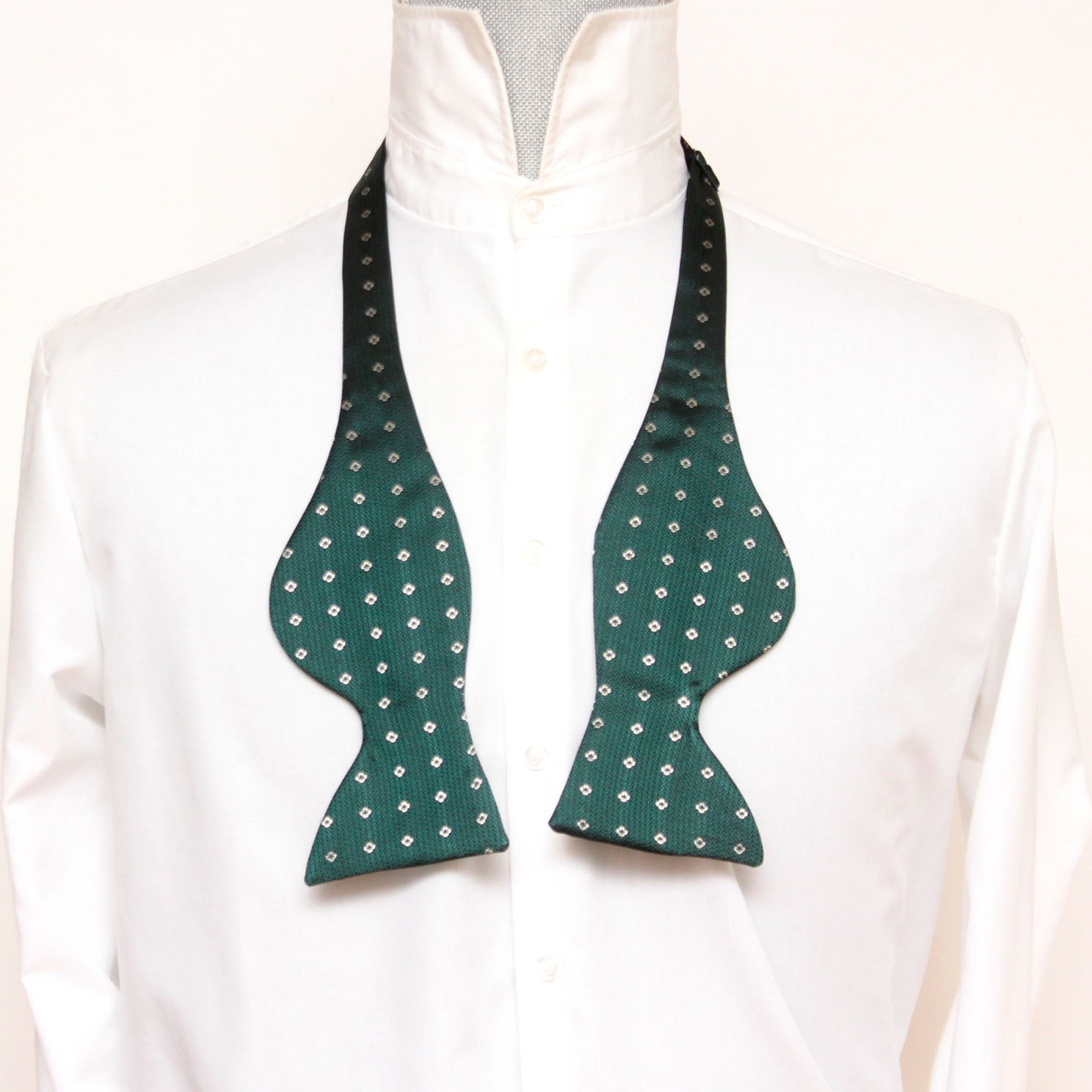 Big Butterfly Green Grey Ornament Silk Bow Tie