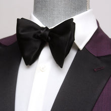 Load image into Gallery viewer, Men&#39;s Large Silk Bow Tie
