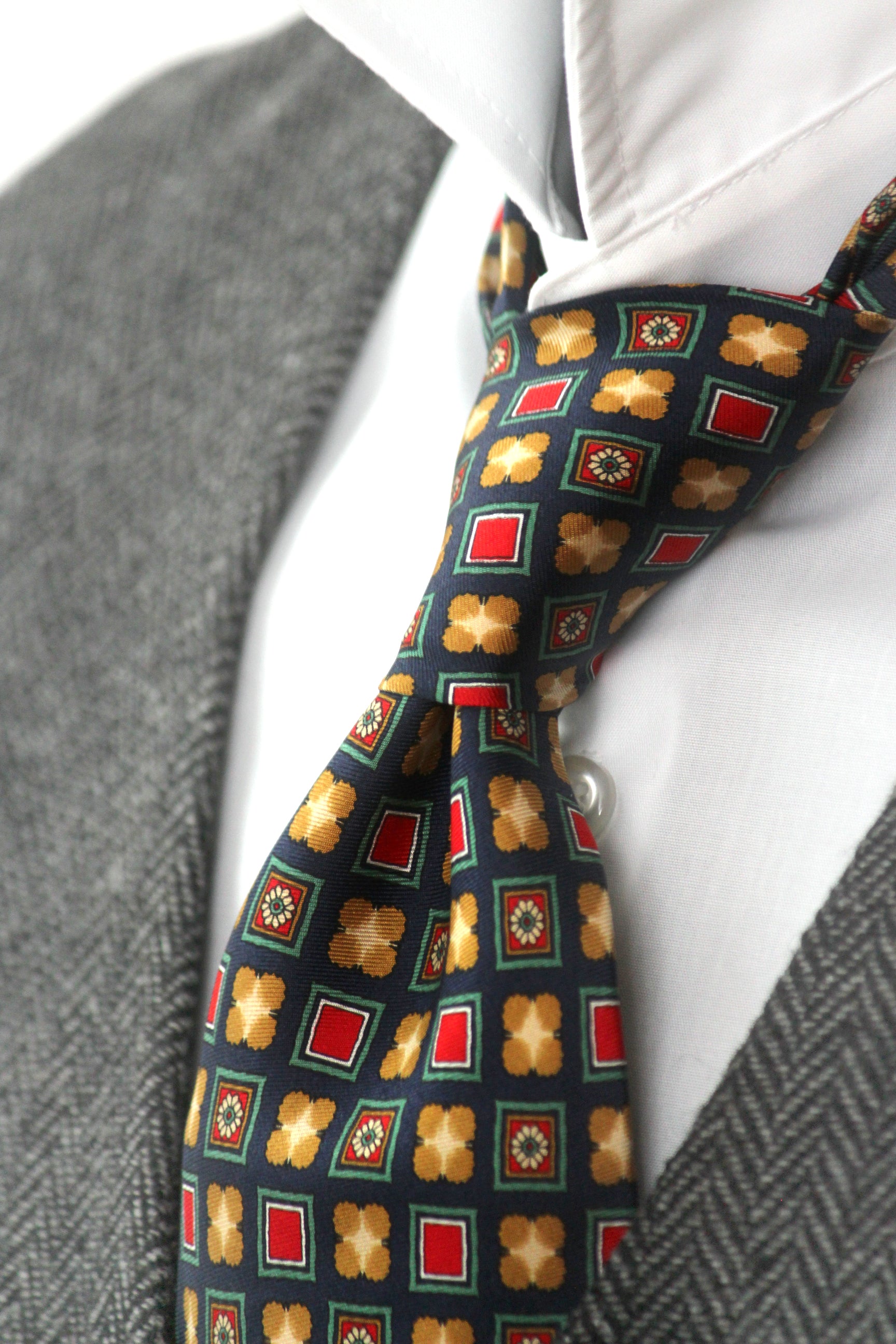 Red Brown Ornament Silk Necktie