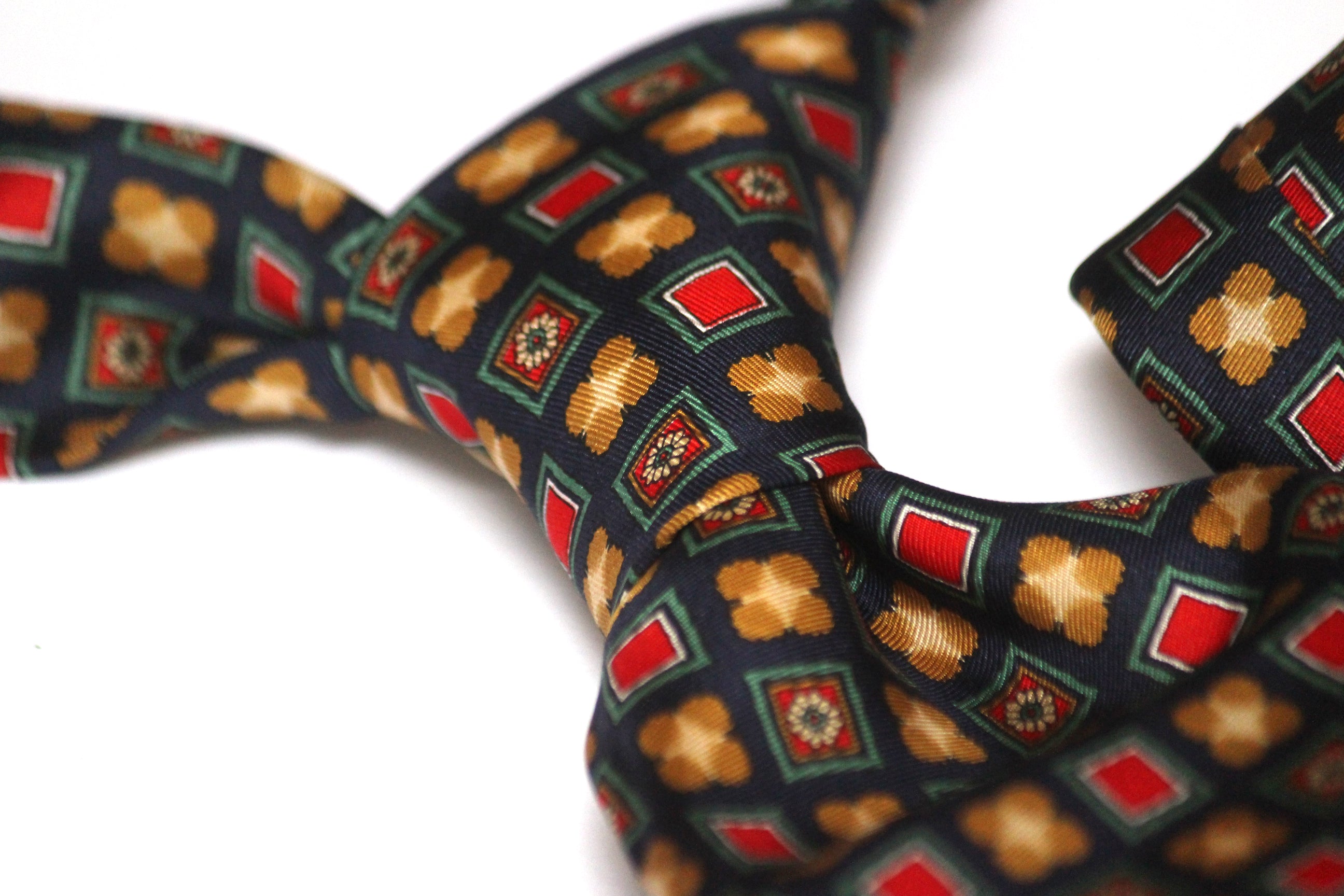 Red Brown Ornament Silk Necktie