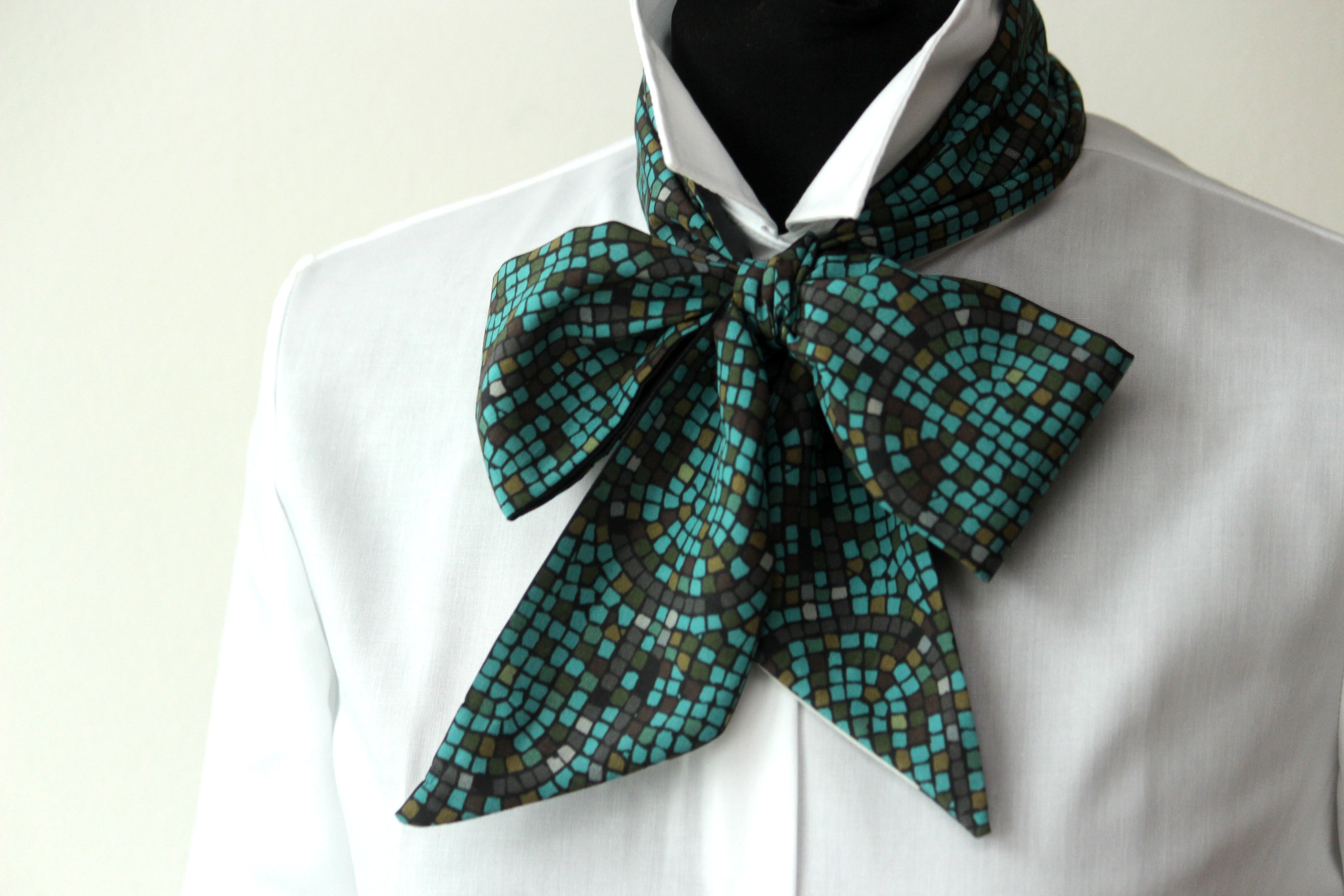 Teal Ornament White Line Reversible Skinny Scarf