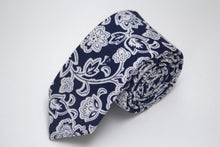 Load image into Gallery viewer, White Navy Floral Necktie 2.36&quot;
