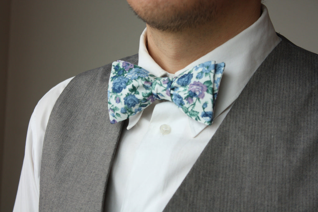 White Blue Floral Self-Tie Bow Tie