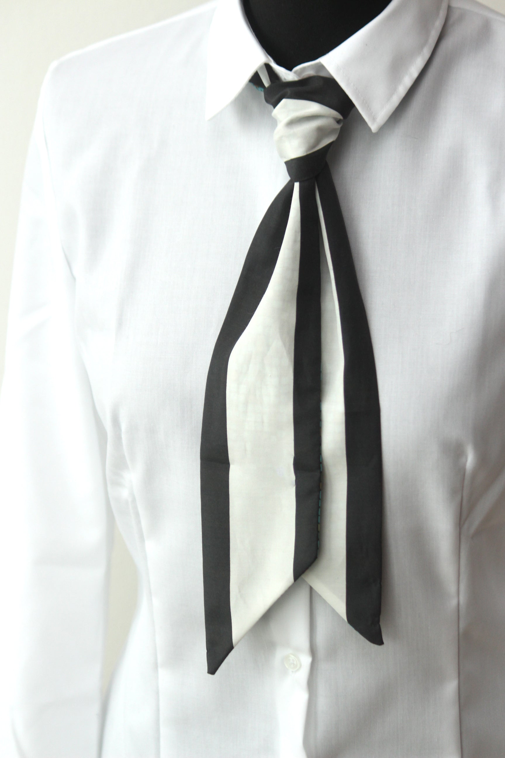 Teal Ornament White Line Reversible Skinny Scarf