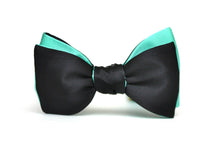 Load image into Gallery viewer, Mint Green Black Reversible Self-Tie Bow Tie
