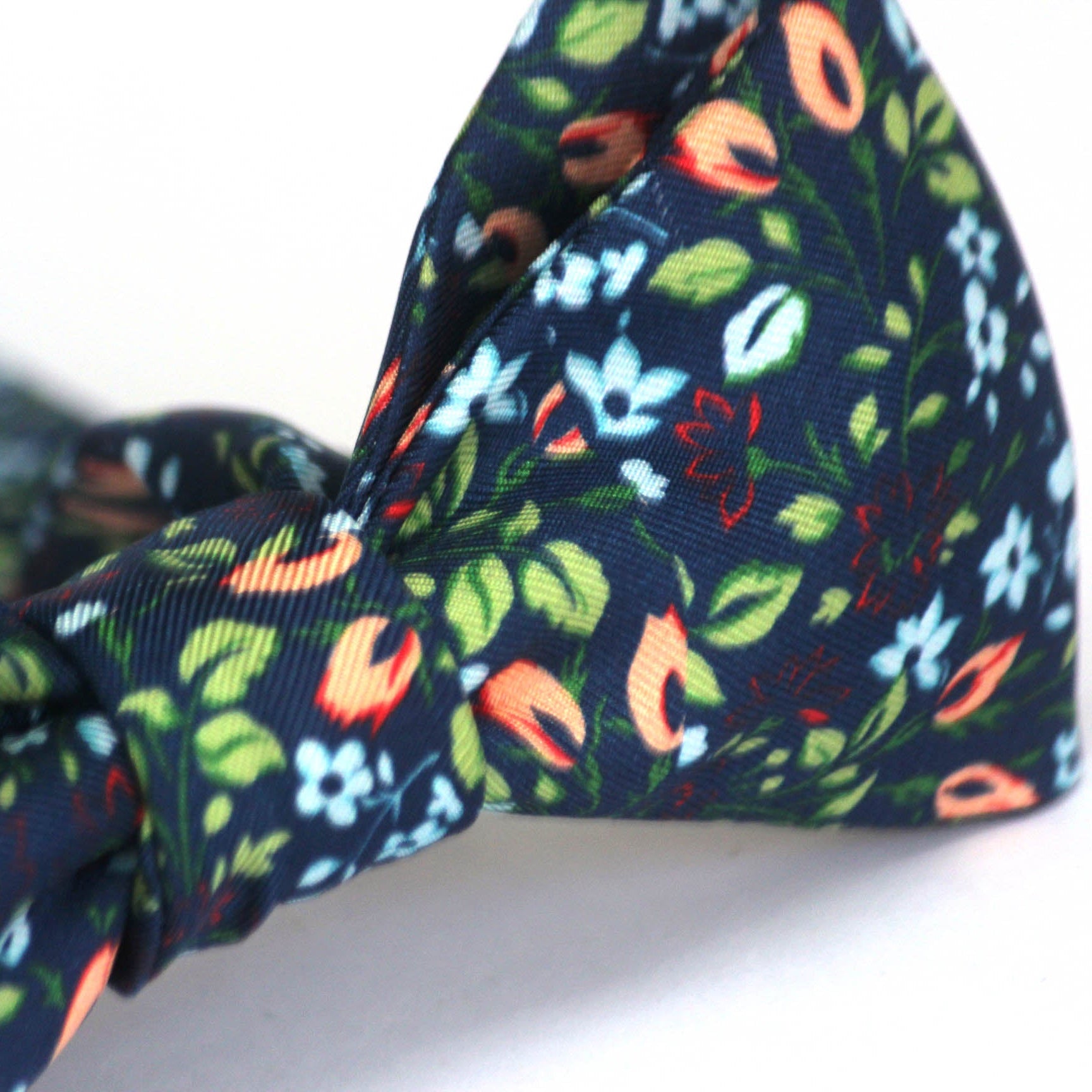 Navy Floral Silk Self-Tie Bow Tie | Camellucci
