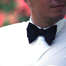 Load image into Gallery viewer, Black Classic Self-tied Bow Tie

