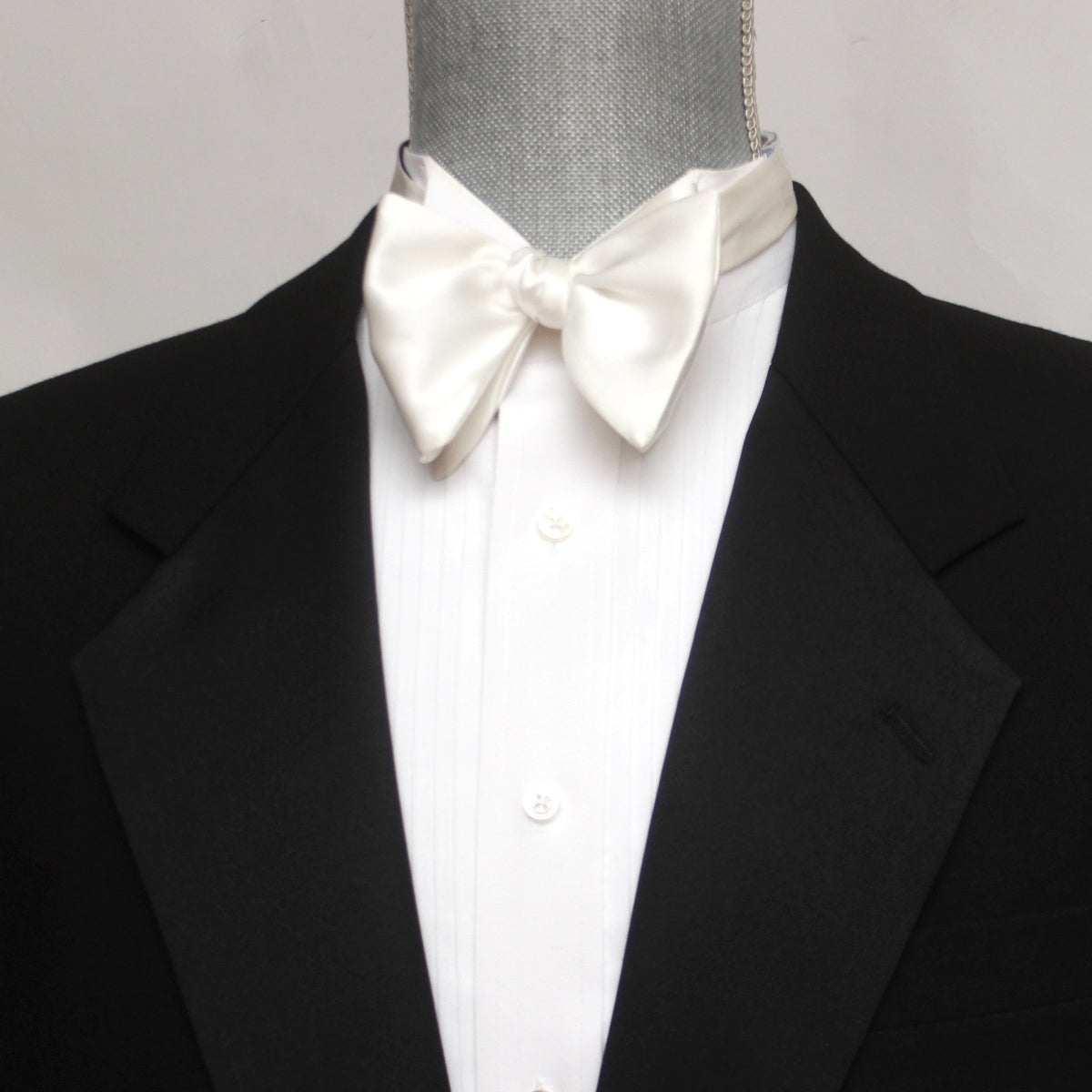 White Silk Large Butterfly Self-Tie Tuxedo Bow Tie