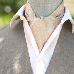 Champagne ornament Silk Ascot