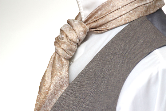 Champagne ornament Silk Ascot